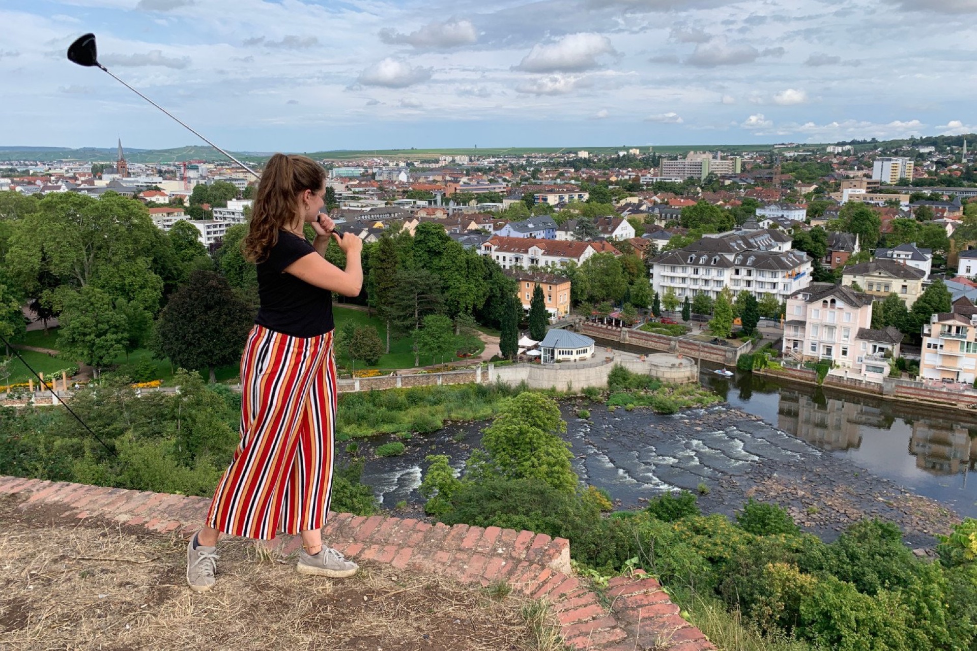 Teilnehmer beim Crossgolf von anydoors in Aktion