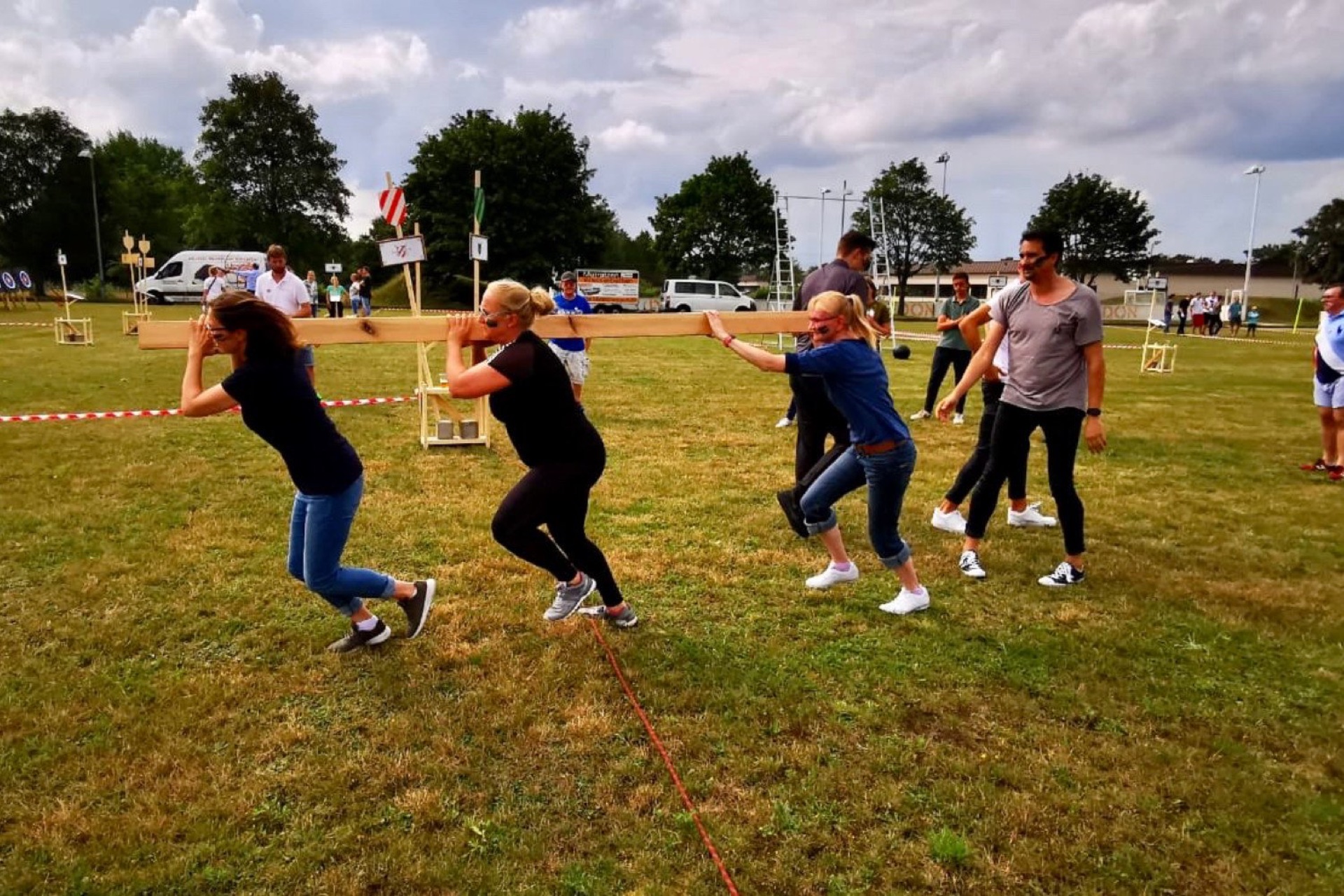 Highland Games auf den Rheinwiesen in Biebrich.